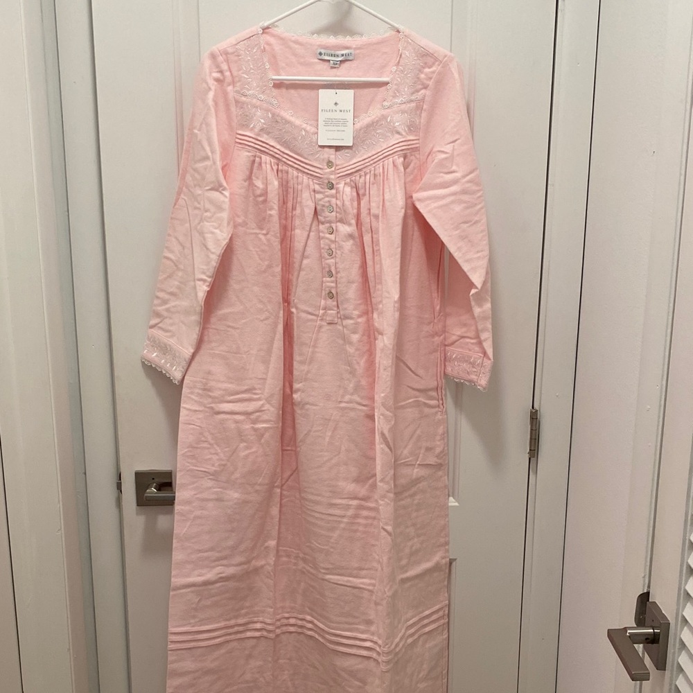 Eileen West Blush Long Sleeve Nightgown
